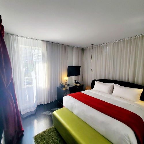 Hotel Chez Swann image 4